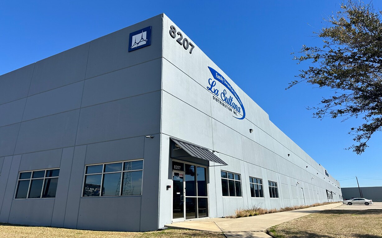 8207 North Loop E, Houston, TX à louer Photo de l’immeuble– Image 1 sur 5