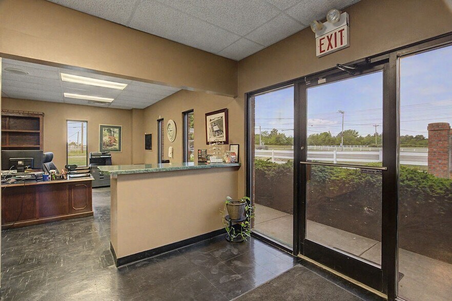 254 Commerce Ct, Hopkinsville, KY à vendre - Photo de l’immeuble – Image 3 sur 17