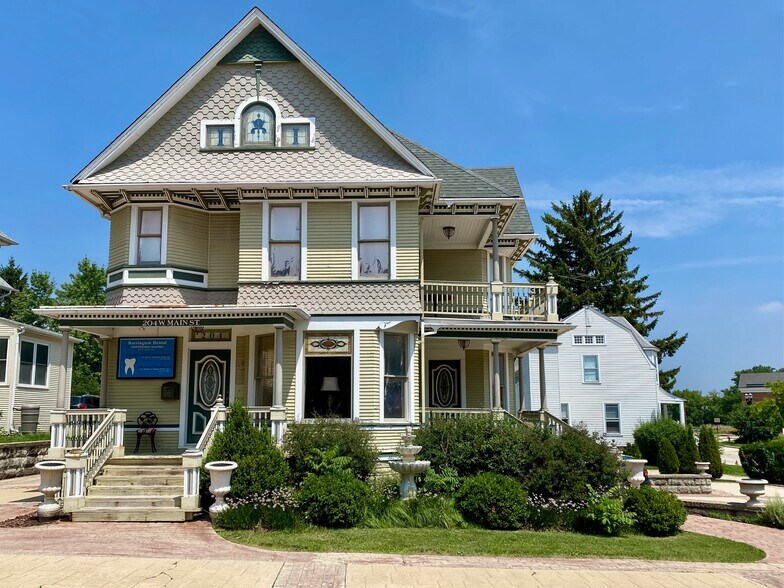 204 W Main St, Barrington, IL à vendre - Photo de l’immeuble – Image 1 sur 10