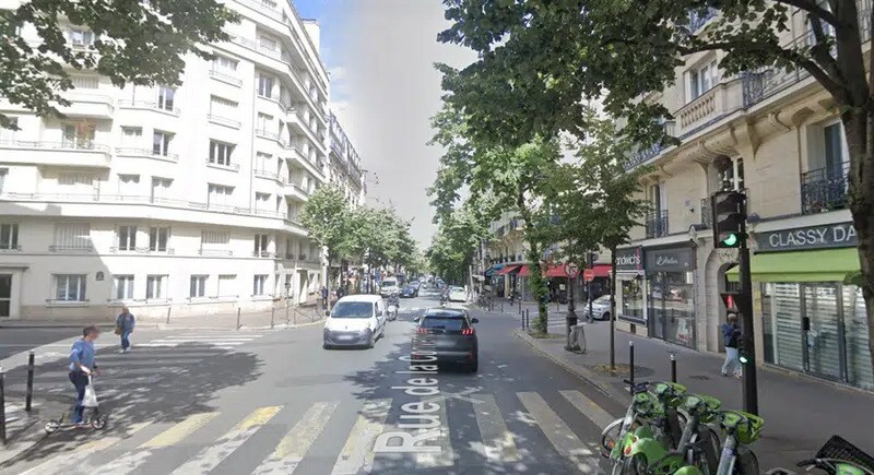 Local commercial dans Paris à louer - Photo de l’immeuble – Image 1 sur 3