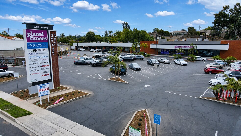 6101-6193 Lake Murray Blvd, La Mesa, CA à louer - Photo de l’immeuble – Image 3 sur 4