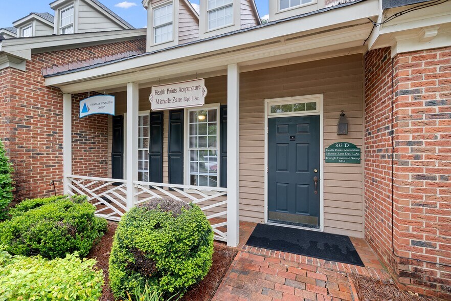 833 Durham Rd, Wake Forest, NC à louer - Photo de l’immeuble – Image 3 sur 31