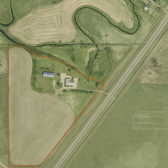 14413 HWY 16A Hwy, Vegreville, AB à vendre - Photo principale – Image 1 sur 6