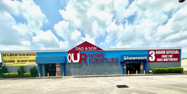 16745 N I-45 Fwy, Houston, TX à louer - Photo de l’immeuble – Image 3 sur 30