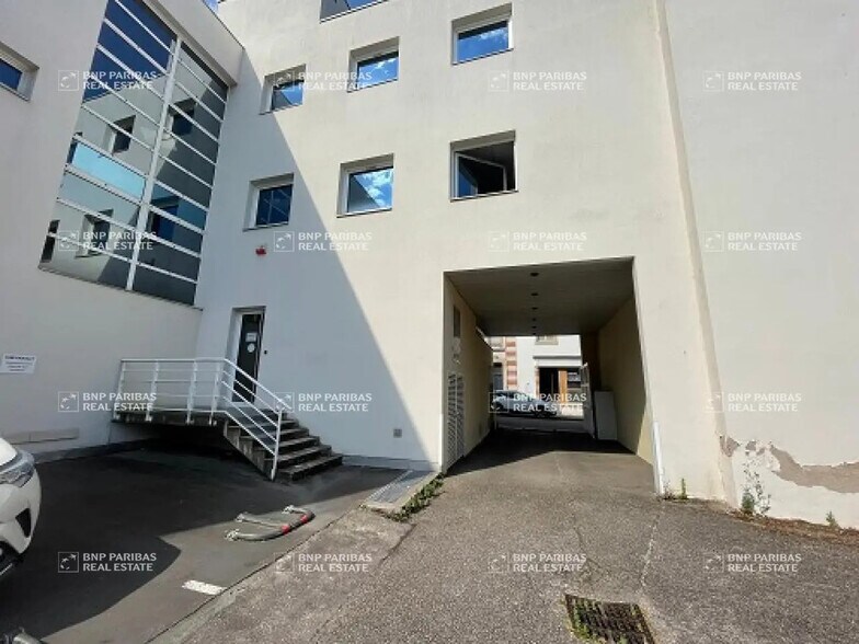 Bureau dans Nancy à vendre - Photo de l’immeuble – Image 2 sur 22