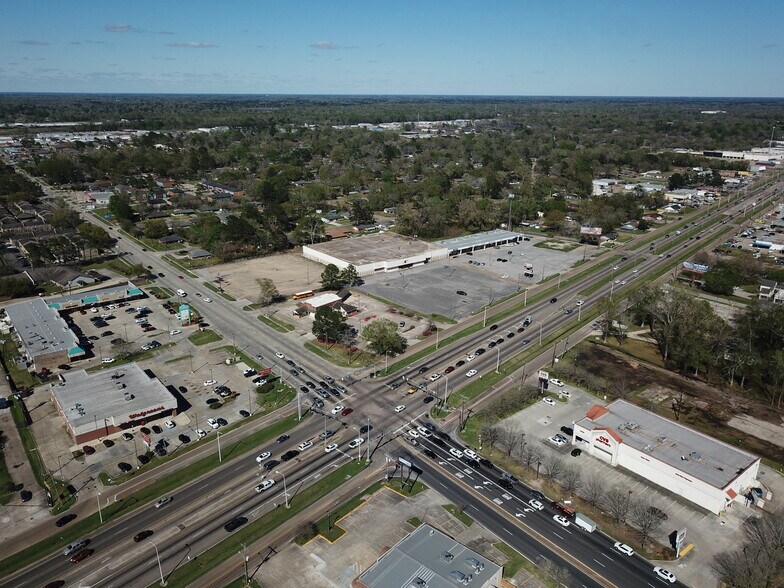 11311 Florida Blvd, Baton Rouge, LA à vendre - Photo de l’immeuble – Image 2 sur 6