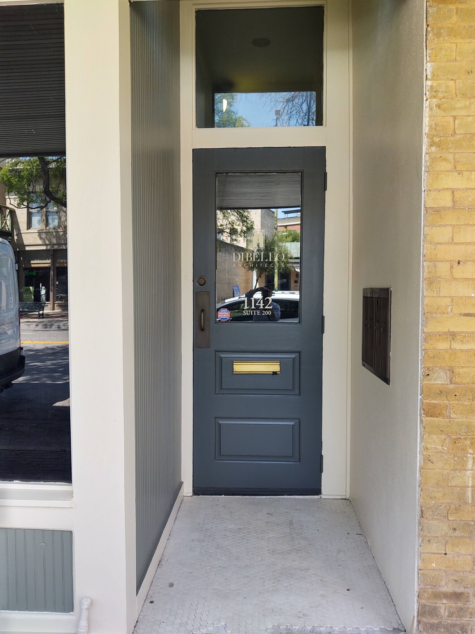 1142-1146 E Commerce St, San Antonio, TX à louer Photo de l’immeuble– Image 1 sur 8