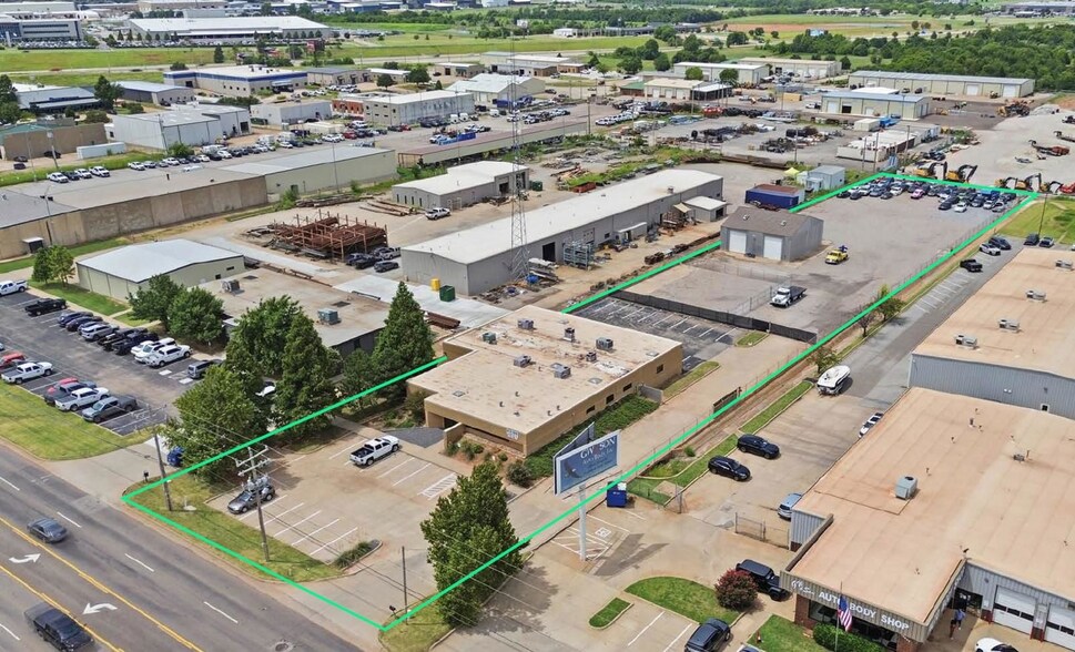 13415 N Santa Fe Ave, Oklahoma City, OK à vendre - Photo principale – Image 1 sur 9