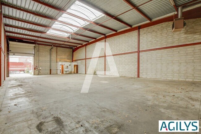 Plus de détails pour 22 Rue Gutenberg, Bondoufle - Local d'activités à louer