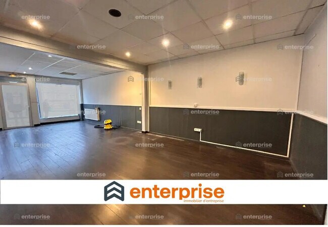 Plus de détails pour Bureau à louer