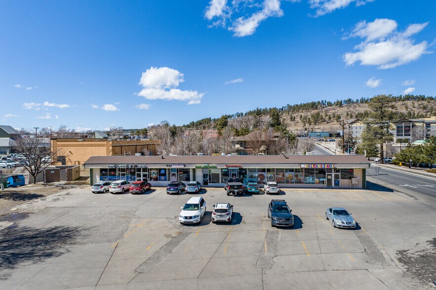 1051 S Milton Rd & 717 Riordan Rd portefeuille de 2 biens à vendre sur LoopNet.fr - Photo de l’immeuble – Image 3 sur 3