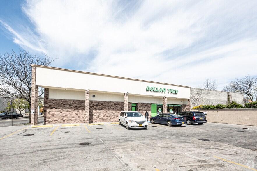 115-53 Sutphin Blvd, Jamaica, NY à louer - Photo de l’immeuble – Image 1 sur 9