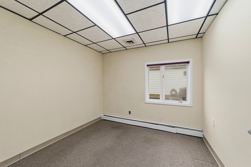 2406 New Rd, Northfield, NJ à vendre - Photo intérieure – Image 2 sur 26