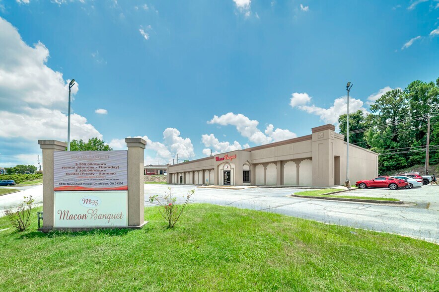 3720 Bloomfield Village Dr, Macon-Bibb, GA à vendre - Photo de l’immeuble – Image 3 sur 37