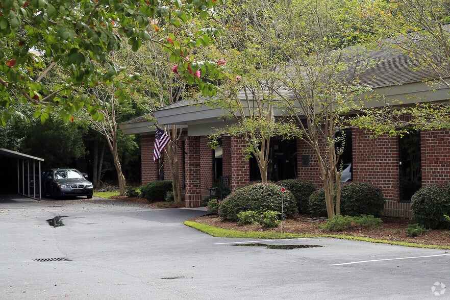 1052 Gardner Rd, Charleston, SC à louer - Photo de l’immeuble – Image 2 sur 14