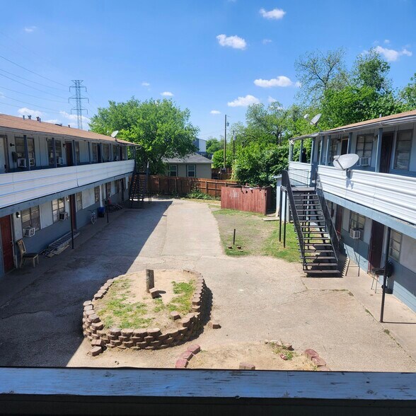 3201 Hamilton Ave, Dallas, TX à vendre - Photo de l’immeuble – Image 2 sur 10