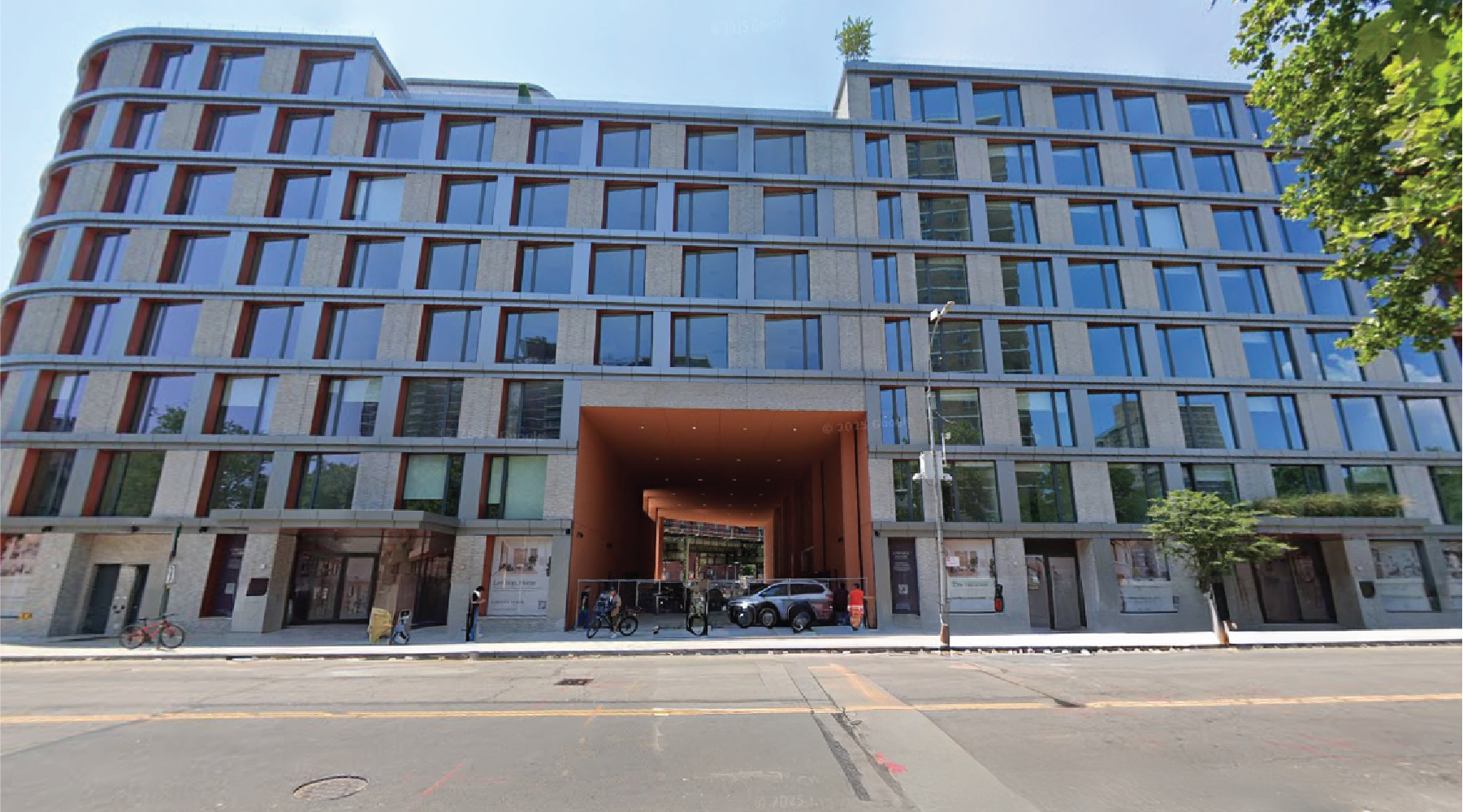 555 Broadway, Brooklyn, NY à louer Photo de l’immeuble– Image 1 sur 6