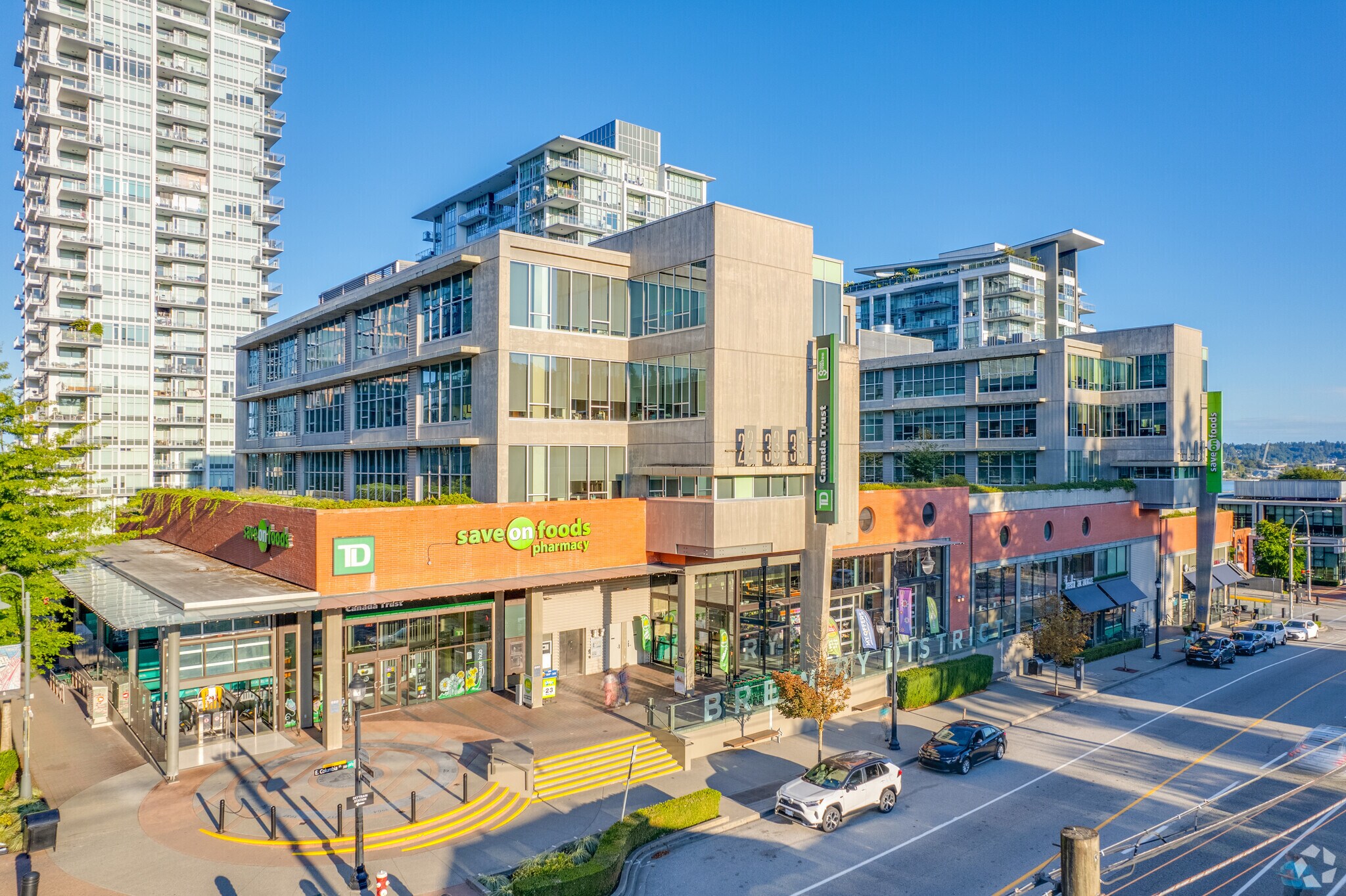 233 Nelson's Cres, New Westminster, BC à louer Photo principale– Image 1 sur 13