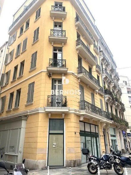 8 Rue Emile Zola, Toulon à louer - Photo de l’immeuble – Image 1 sur 5
