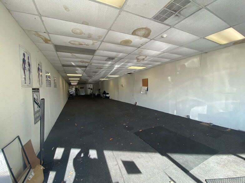 340-360 W Route 59 Hwy, Nanuet, NY à louer - Photo intérieure – Image 2 sur 5