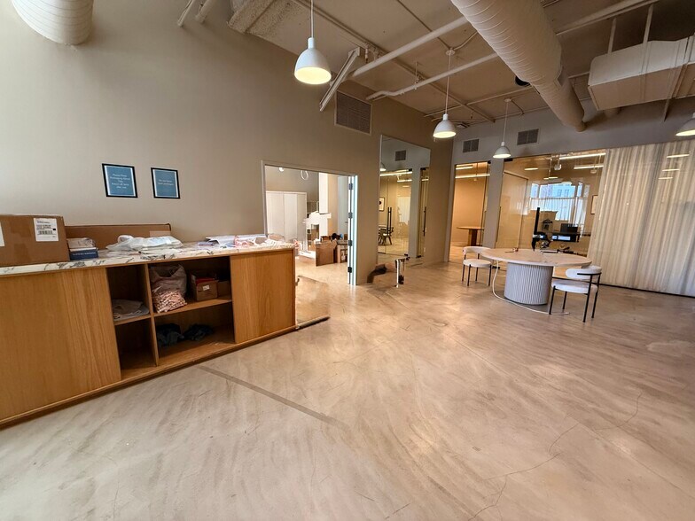 10345 W Olympic Blvd, Los Angeles, CA à louer - Photo de l’immeuble – Image 3 sur 14