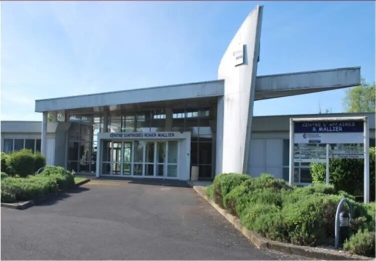 Bureau dans Vatry à vendre - Photo de l’immeuble – Image 1 sur 2