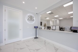 22904 Lyden Dr, Estero, FL à louer Photo intérieure– Image 2 sur 13