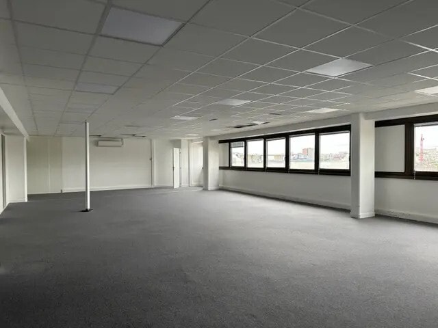 24-26 Boulevard Paul Vaillant-Couturier, Ivry-sur-Seine à louer Photo intérieure– Image 1 sur 5