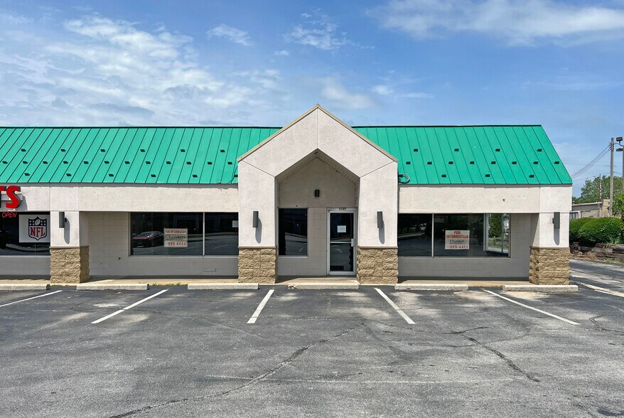3107-3123 S Campbell Ave, Springfield, MO à louer - Photo principale – Image 1 sur 7