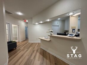 2540 Lillian Miller Pky, Denton, TX à louer Photo intérieure– Image 1 sur 22