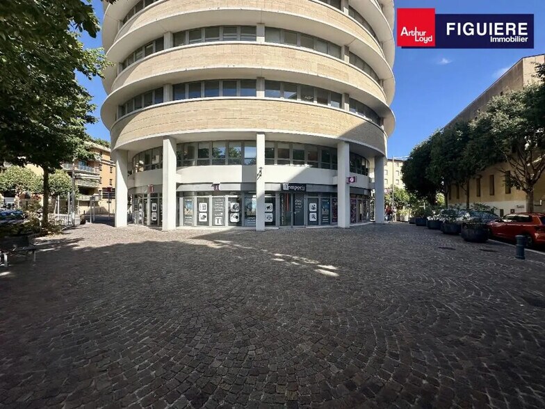 150 Avenue Georges Pompidou, Aix-en-Provence à louer - Photo de l’immeuble – Image 3 sur 5