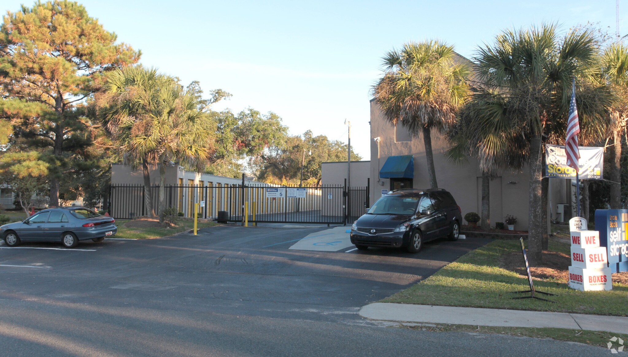 1471 Center Street Ext, Mount Pleasant, SC à louer Photo principale– Image 1 sur 3