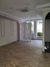 Local commercial dans Paris à louer Photo intérieure– Image 1 sur 4