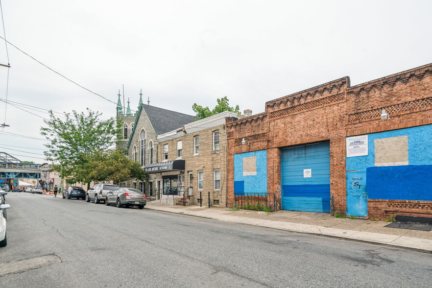 Kensington Redevelopment Opportunity portefeuille de 6 biens à vendre sur LoopNet.fr - Photo de l’immeuble – Image 3 sur 17