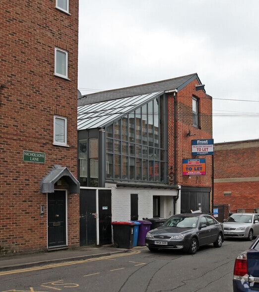 3 Nicholsons Ln, Maidenhead à louer - Photo principale – Image 1 sur 3