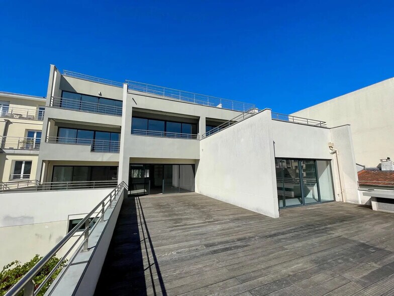 16 Rue Jules Ferry, Courbevoie à louer - Photo de l’immeuble – Image 1 sur 4