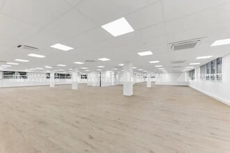 17-21 Rue Saint-Denis, Boulogne-Billancourt à louer Photo intérieure– Image 1 sur 9