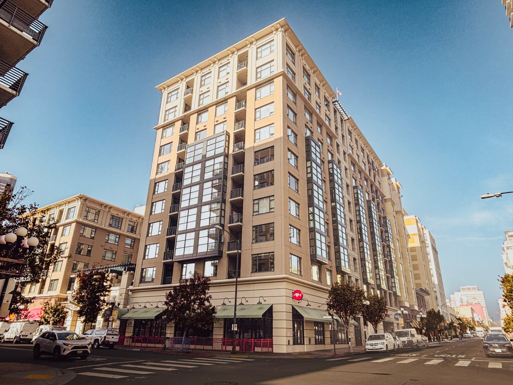 530-570 K St, San Diego, CA à louer Photo principale– Image 1 sur 3
