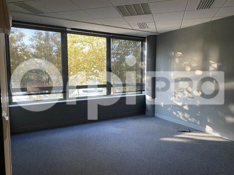 Bureau dans Le Havre à louer - Photo de l’immeuble – Image 3 sur 5