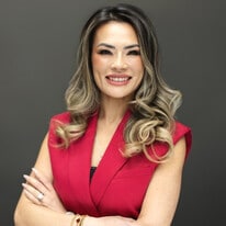 Tuyet Nguyen