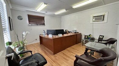 8802 FM 1960 Rd, Houston, TX à louer Photo intérieure– Image 2 sur 16