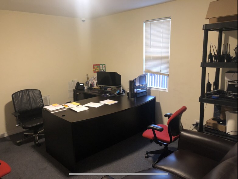2143 W 51st St, Chicago, IL à vendre - Photo de l’immeuble – Image 2 sur 11