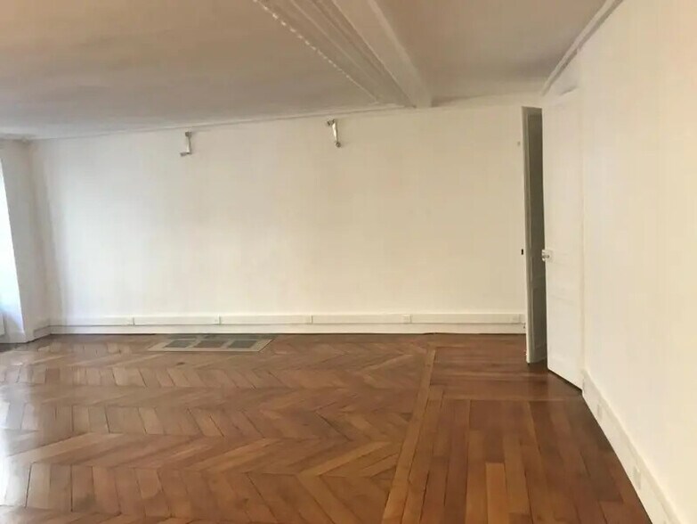 Bureau dans Paris à louer - Photo intérieure – Image 2 sur 8