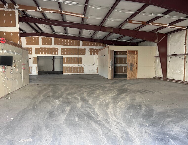 7224 Middle St, Columbia, SC à louer - Photo de l’immeuble – Image 3 sur 7