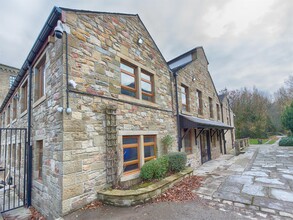New Hall Hey Rd, Rossendale à louer Photo de l’immeuble– Image 1 sur 5
