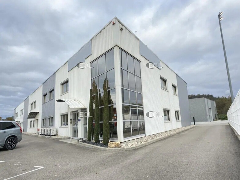 2 Chemin Des Plattes, Vourles à louer - Photo de l’immeuble – Image 1 sur 13