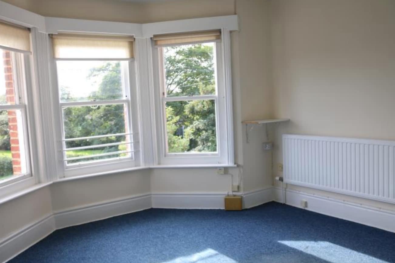 School Ln, Ringwood à louer Photo intérieure– Image 1 sur 4