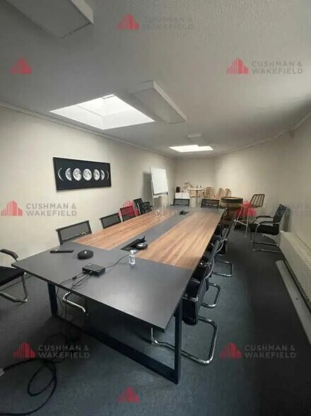 Bureau dans Dijon à louer - Photo de l’immeuble – Image 3 sur 4