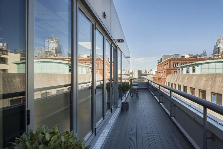 120 Leman St, Londres à louer - Photo de l’immeuble – Image 3 sur 12
