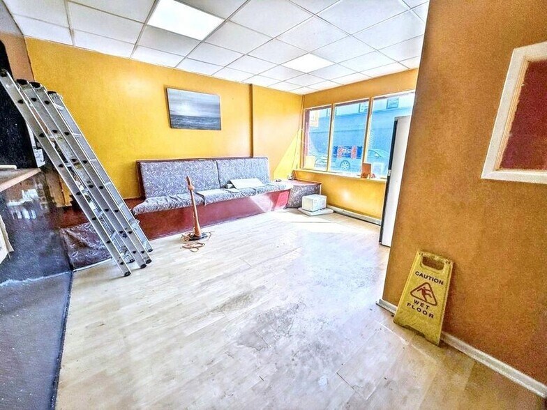 24 Frederick St, South Shields à vendre - Photo de l’immeuble – Image 2 sur 16